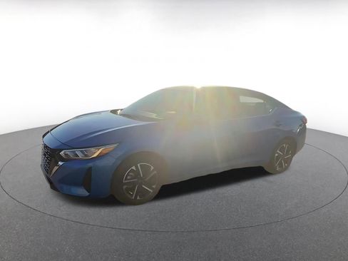 Used 2025 Nissan Sentra SV image 8