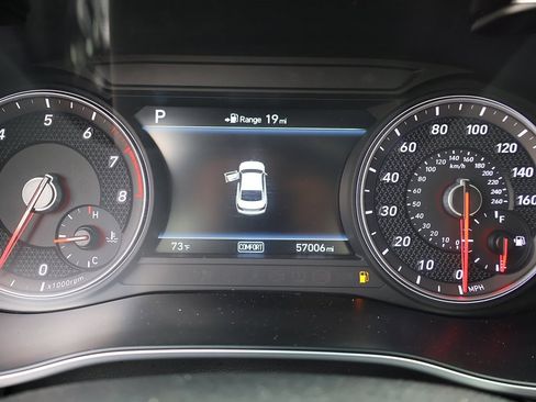 Used 2019 Genesis G70 2.0T Advanced image 43