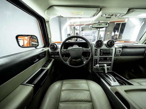 Used 2003 HUMMER H2 w/ Preferred Equipment Group AWD/4WD image 12