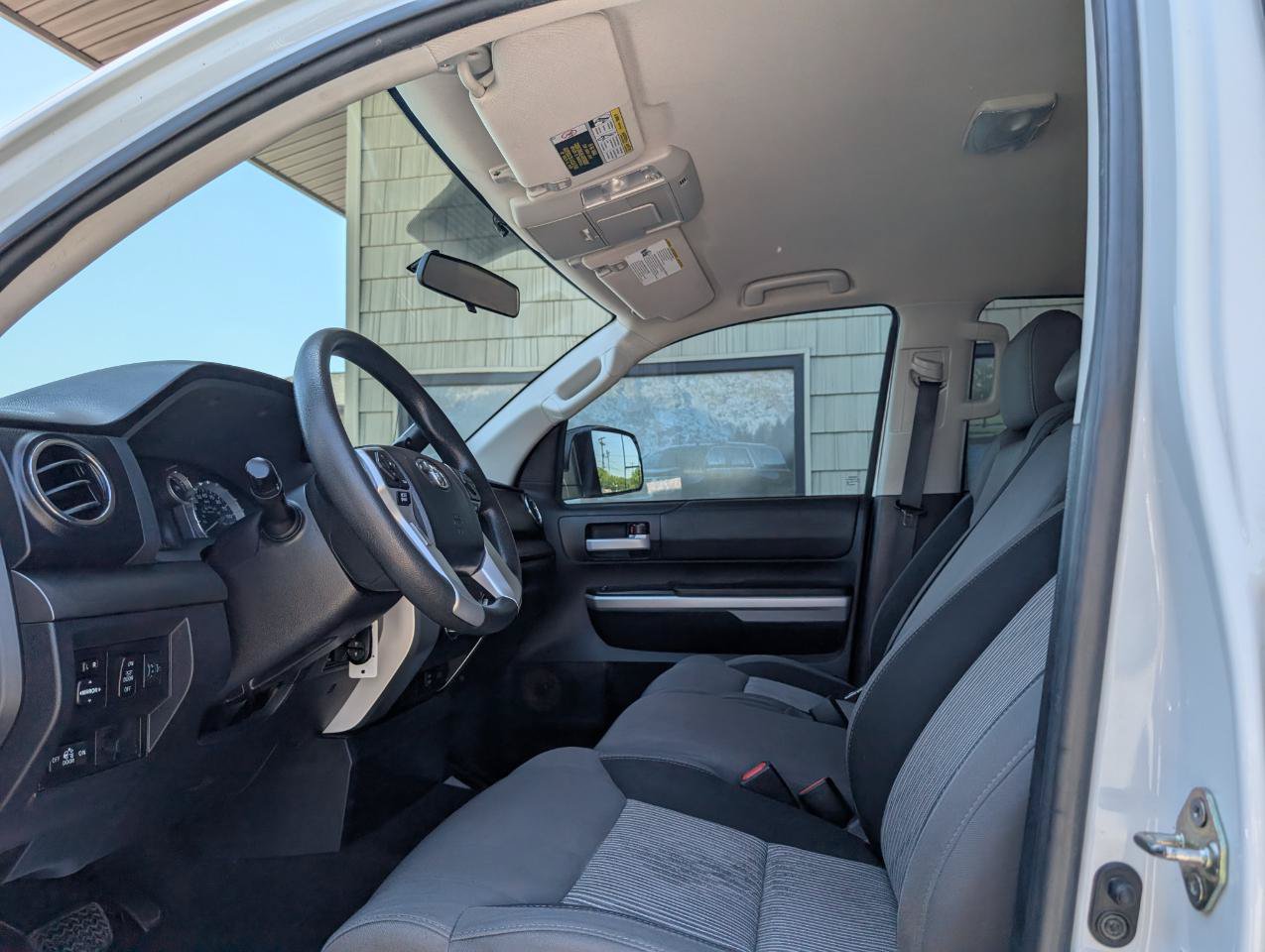 Used 2016 Toyota Tundra SR5 RWD image 13