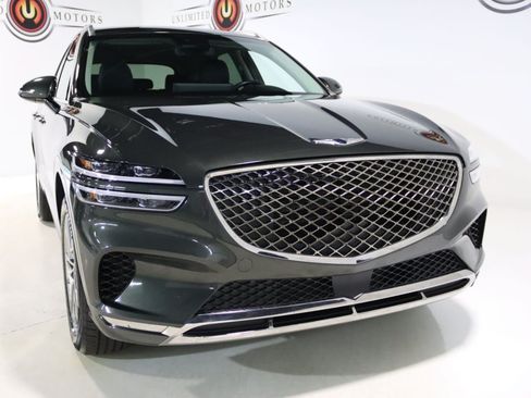 Used 2025 Genesis GV70 2.5T AWD/4WD image 22