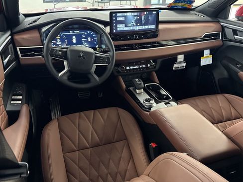 New 2026 Mitsubishi Outlander SEL FWD image 7