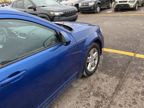 Used 2013 Dodge Avenger SXT image 18