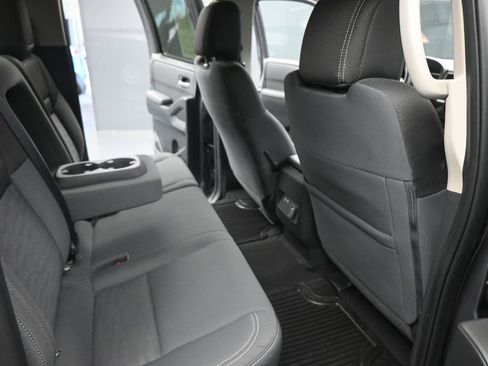 Used 2024 Nissan Frontier SV w/ SV Convenience Package image 19