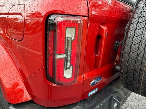 Used 2024 Ford Bronco Outer Banks AWD/4WD image 13