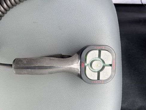 Used 2011 Ford F350 XL w/ Skid Plate Pkg image 17