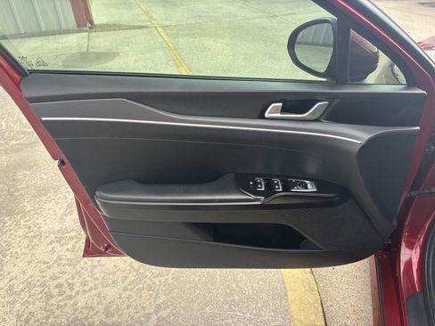 Used 2024 Kia K5 LXS image 18