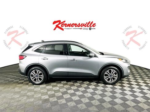 Used 2021 Ford Escape SEL image 8