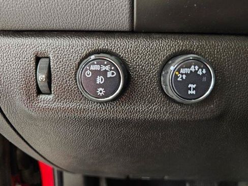 Used 2019 Chevrolet Colorado Z71 AWD/4WD image 20