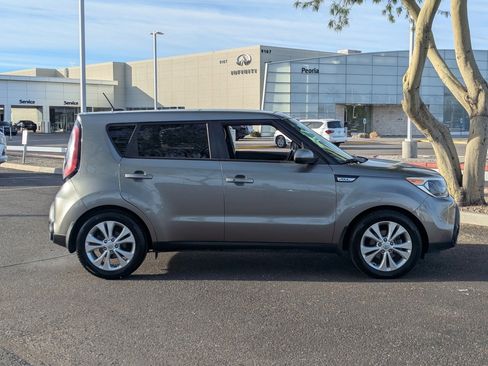 Used 2015 Kia Soul + w/ Primo Package image 7