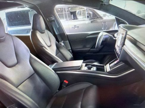 Used 2022 Tesla Model X Plaid AWD/4WD image 10