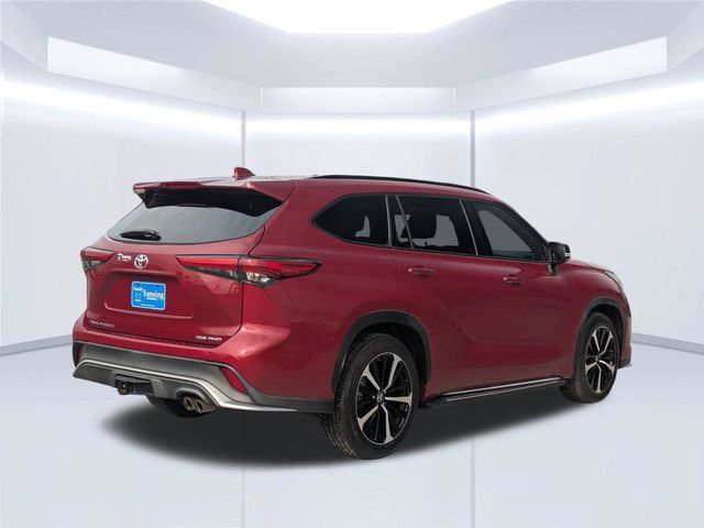 Used 2021 Toyota Highlander XSE AWD/4WD image 6