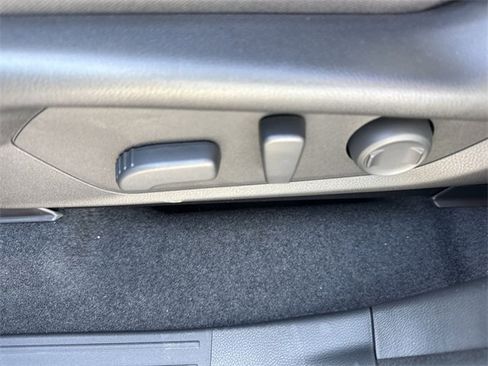 New 2025 Subaru Forester Premium image 12