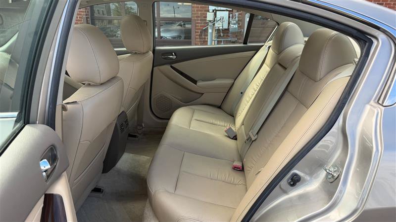 Used 2012 Nissan Altima 2.5 SL w/ 2.5SL Pkg FWD image 18
