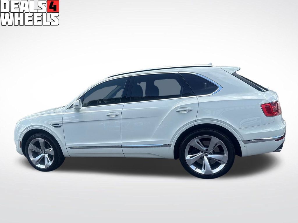 Used 2017 Bentley Bentayga AWD/4WD image 2