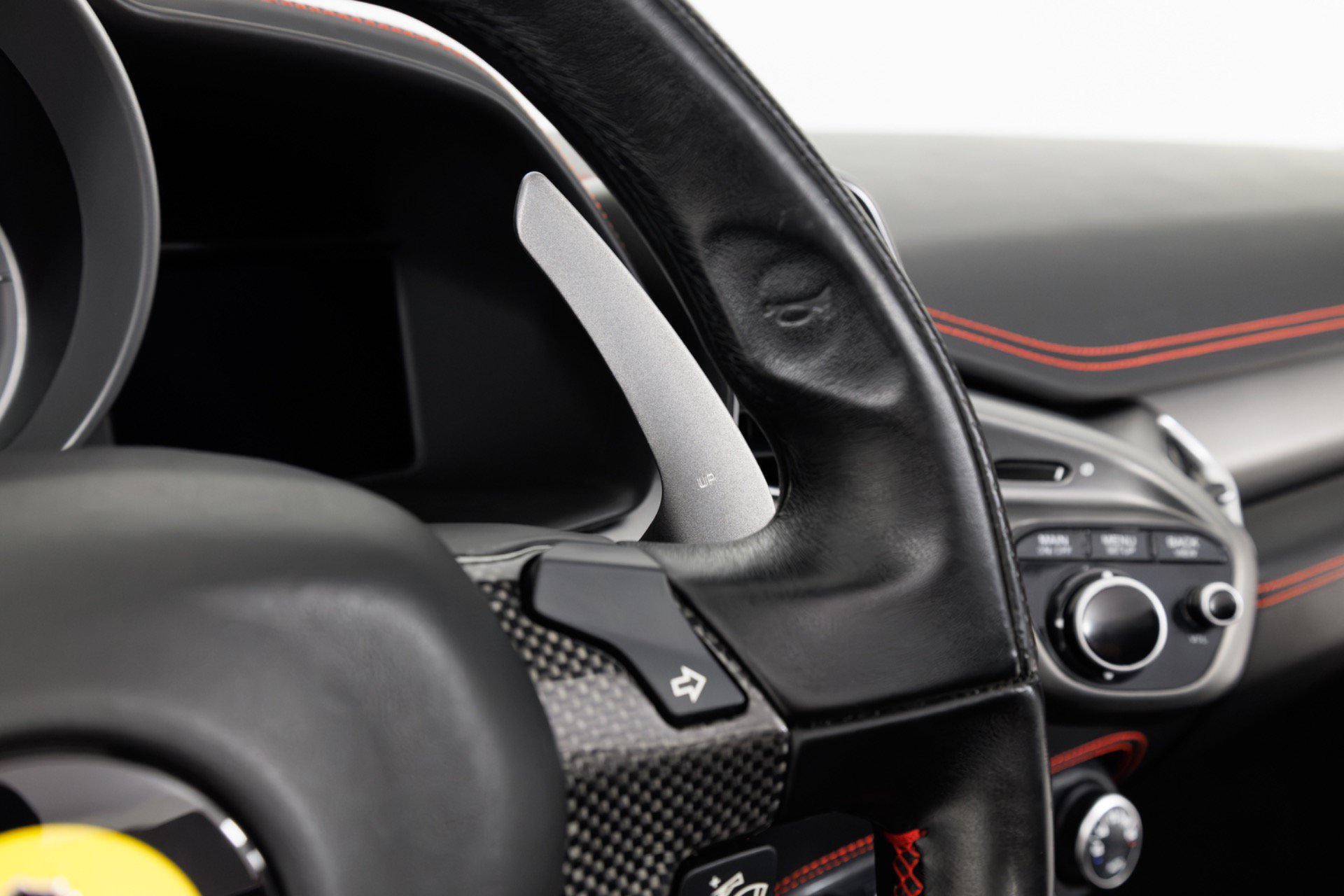 Used 2013 Ferrari 458 Spider RWD image 24