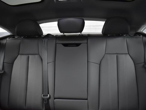 New 2025 Audi A6 e-tron Premium AWD/4WD image 18