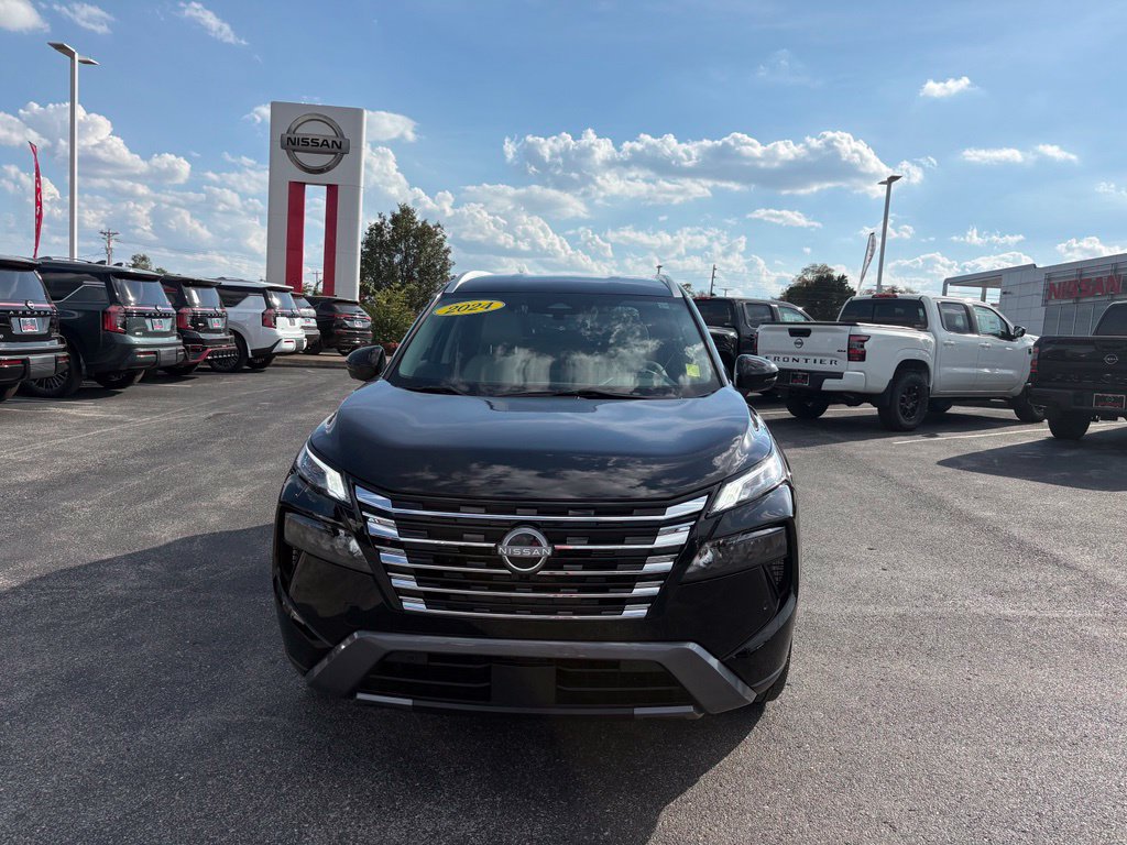 Used 2024 Nissan Rogue SL AWD/4WD image 8