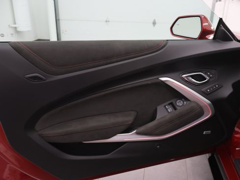 Used 2017 Chevrolet Camaro ZL1 RWD image 33