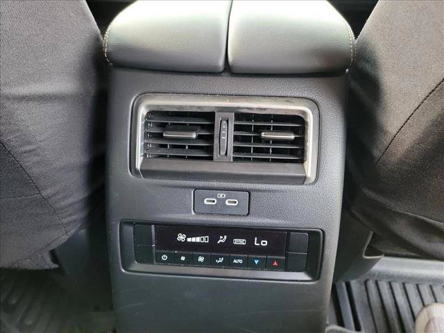 Used 2024 MAZDA CX-90 Plug-In Hybrid w/ Preferred AWD/4WD image 17