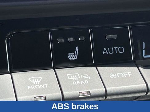 Used 2024 Toyota Crown AWD/4WD image 35
