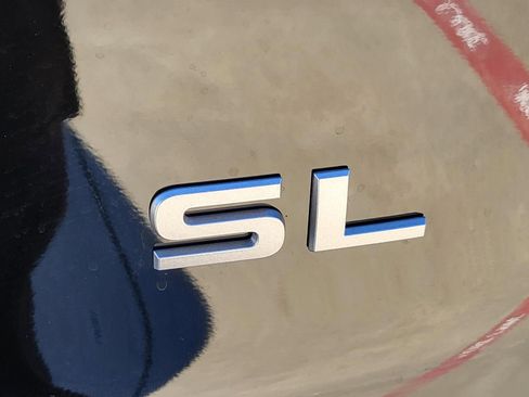 New 2026 Nissan Armada SL w/ Captain's Chari Seat Package image 12