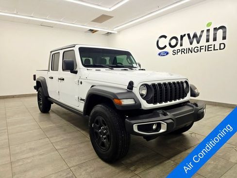 Used 2024 Jeep Gladiator Sport AWD/4WD image 6