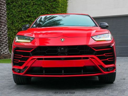 Used 2019 Lamborghini Urus image 13