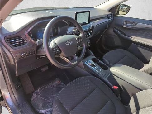 New 2025 Ford Escape Active image 3