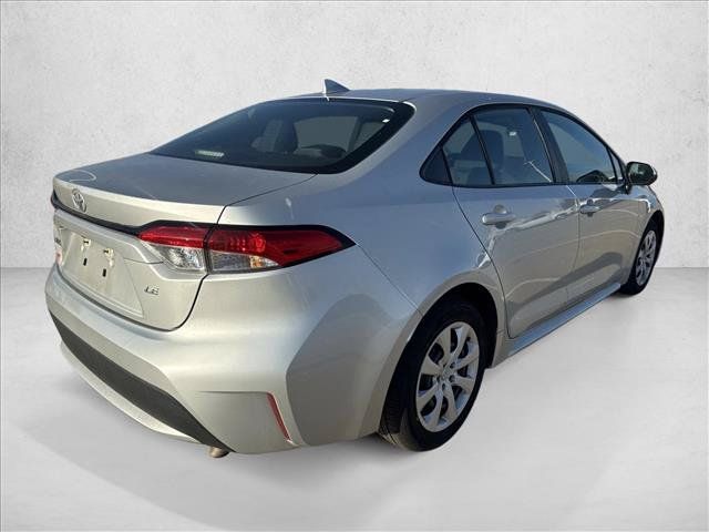 Used 2022 Toyota Corolla LE FWD image 5