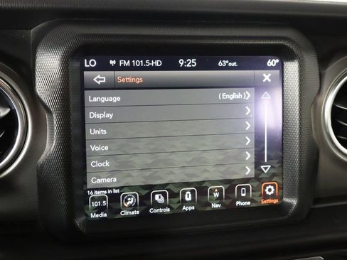 Used 2022 Jeep Wrangler Unlimited Rubicon image 32