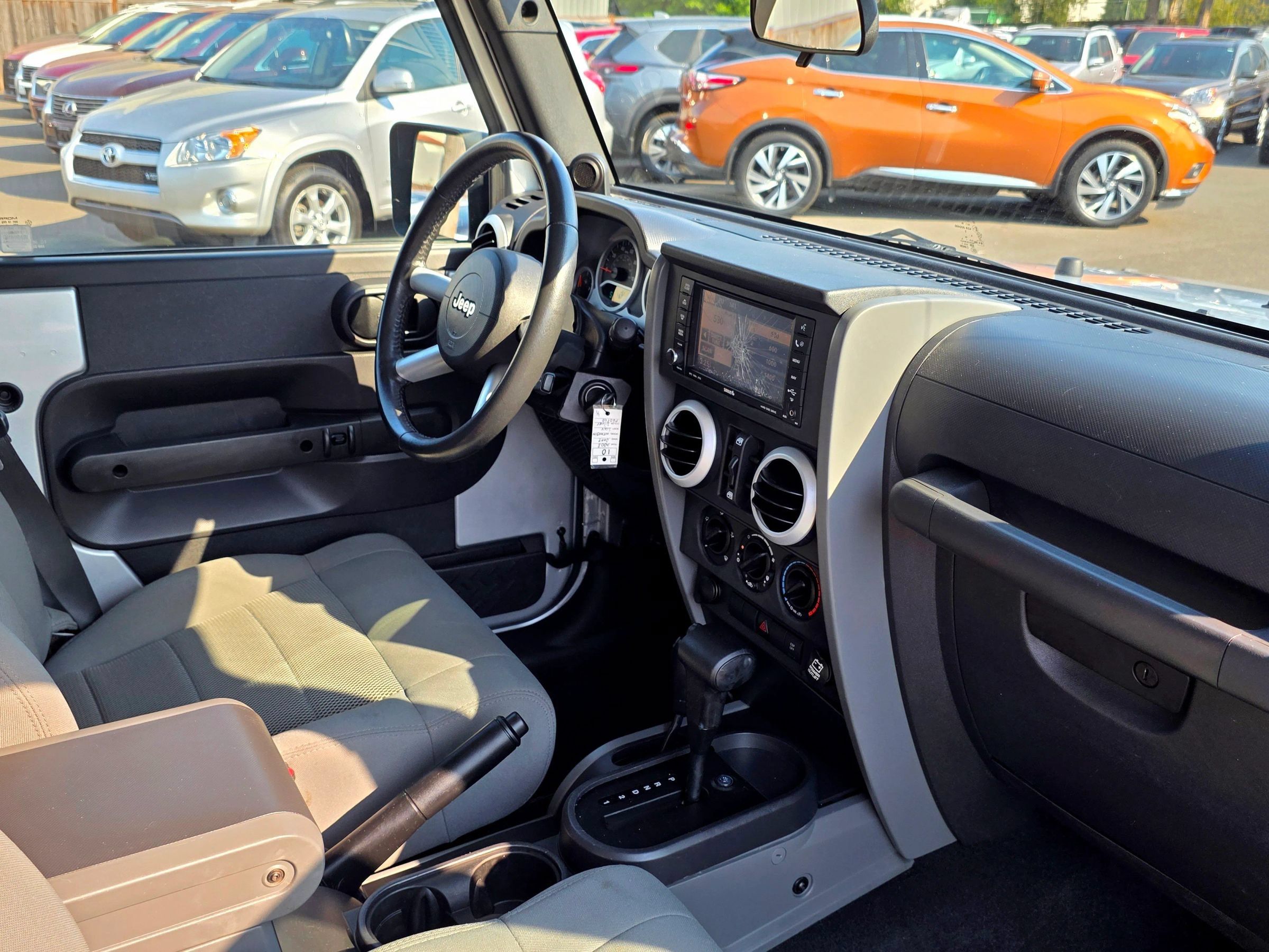 Used 2008 Jeep Wrangler Unlimited Sahara AWD/4WD image 24
