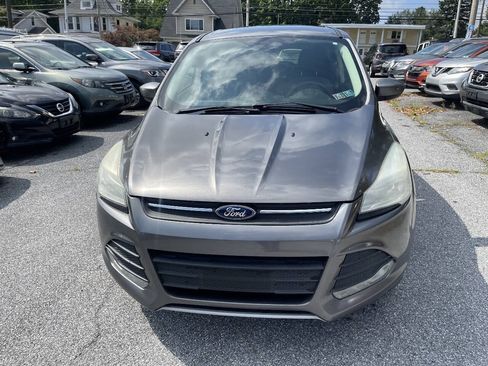 Used 2014 Ford Escape SE FWD image 2