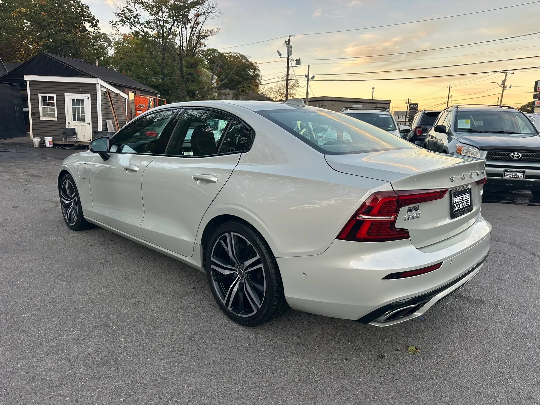 Used 2019 Volvo S60 T8 R-Design AWD/4WD image 8