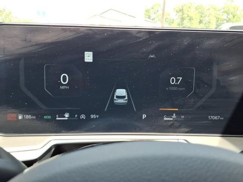 Used 2024 Kia Sorento SX FWD image 24