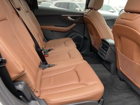 Used 2025 Audi Q7 2.0T Premium Plus w/ Premium Plus Package image 29