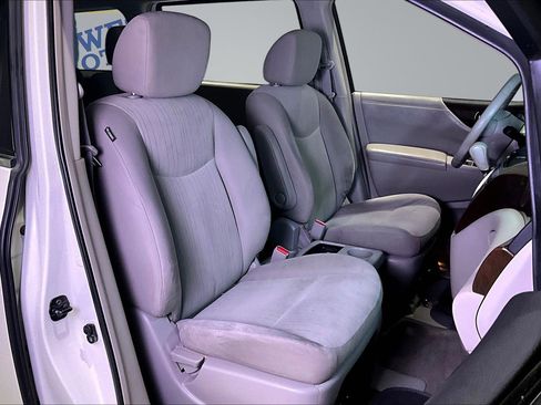 Used 2016 Nissan Quest SV FWD image 31