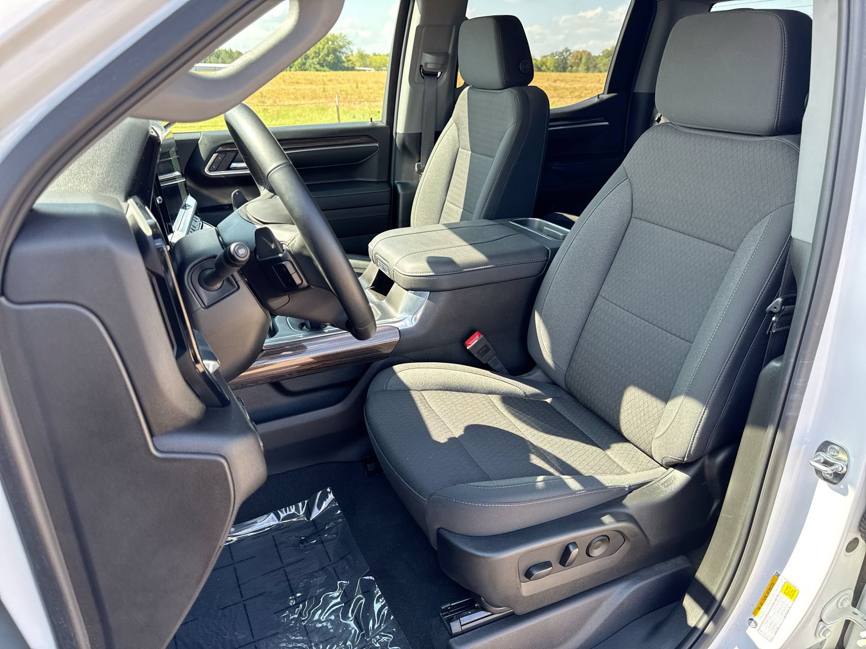 Used 2025 Chevrolet Silverado 1500 RST RWD image 11