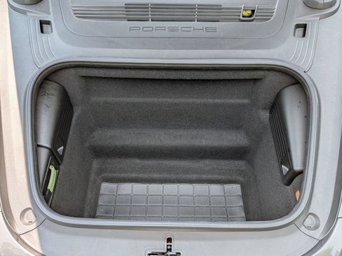 Certified 2019 Porsche 718 Boxster RWD image 28