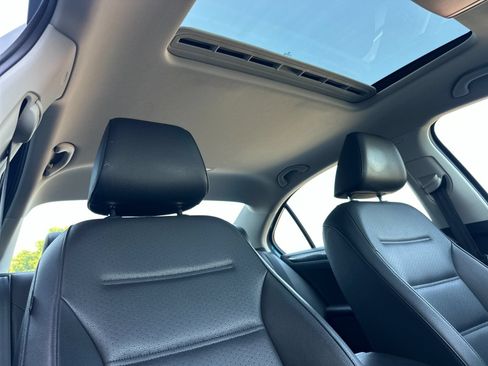 Used 2017 Volkswagen Jetta SEL FWD image 15