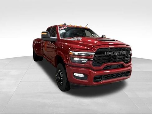 New 2026 RAM 3500 Limited image 4