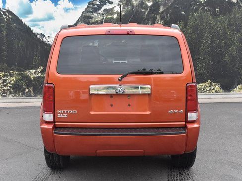 Used 2007 Dodge Nitro SLT AWD/4WD image 10