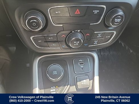 Used 2019 Jeep Compass Latitude AWD/4WD image 9
