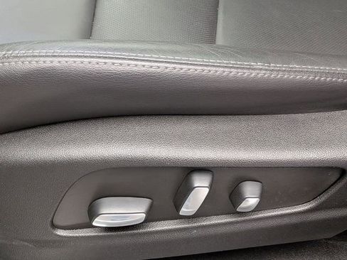 Certified 2023 Cadillac XT5 Premium Luxury image 19