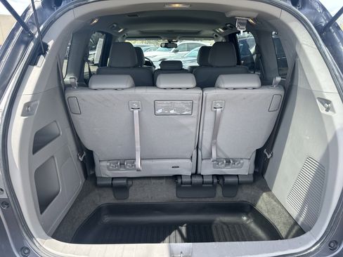 Used 2016 Honda Odyssey EX-L image 12
