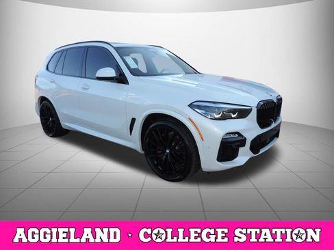 Used 2021 BMW X5 xDrive40i w/ M Sport Package AWD/4WD image 3