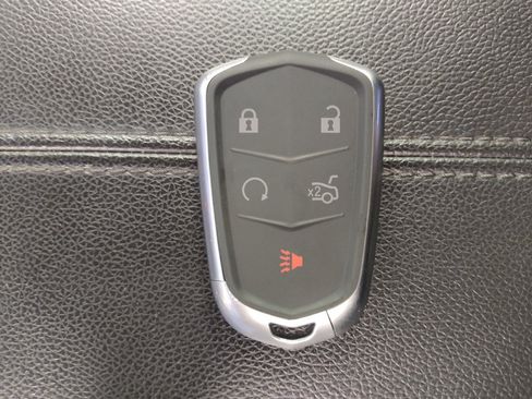Used 2020 GMC Terrain SLT FWD image 32
