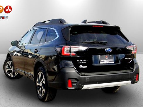 Used 2022 Subaru Outback Limited image 5