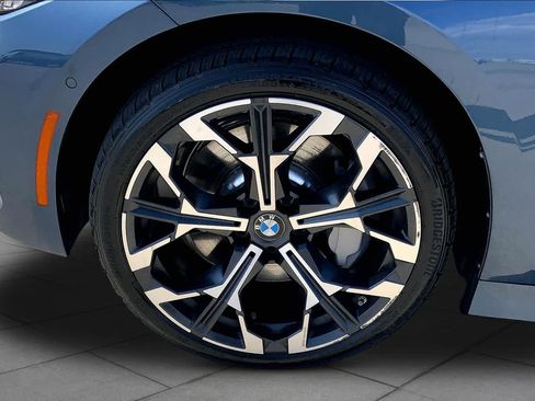 Used 2025 BMW 330i Sedan RWD image 10
