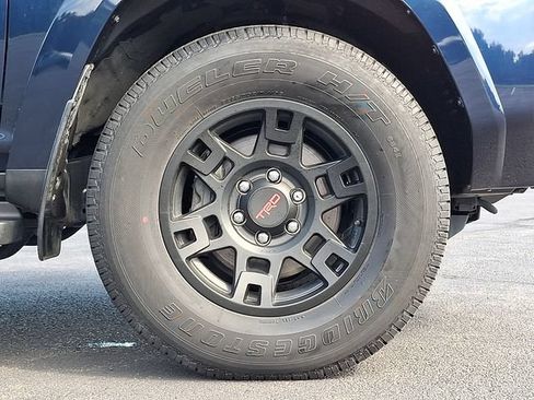 Used 2023 Toyota 4Runner TRD Off-Road Premium w/ Off Road Premium Plus Package AWD/4WD image 8